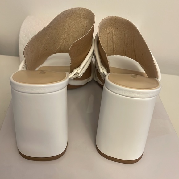 New Nine West high heels sandals size 9. - Picture 4 of 5